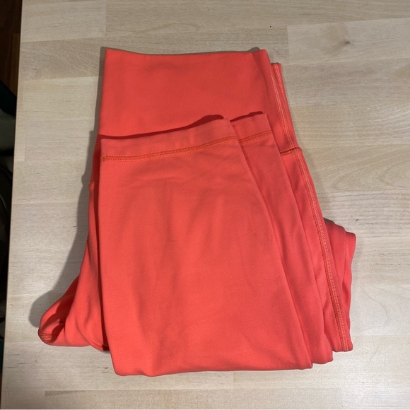 NWT lululemon Align™ High-Rise Crop 23" - Picture 4 of 6